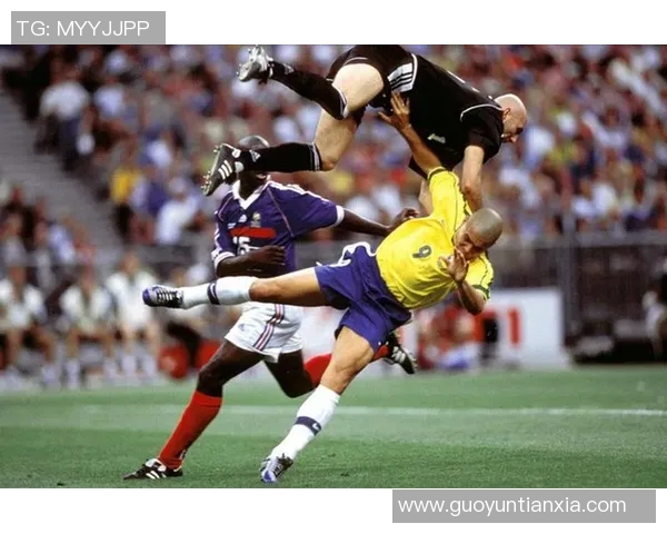 全球各地足球明星的璀璨星空与他们的传奇故事